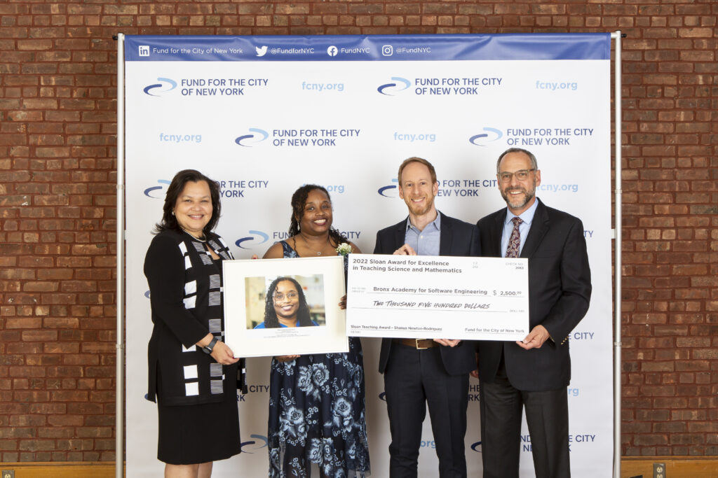 (L-R) Fund President Lisette Nieves, Shanua Newton-Rodriguez, Principal Ben Grossman, and Sloan Foundation President Adam Falk 